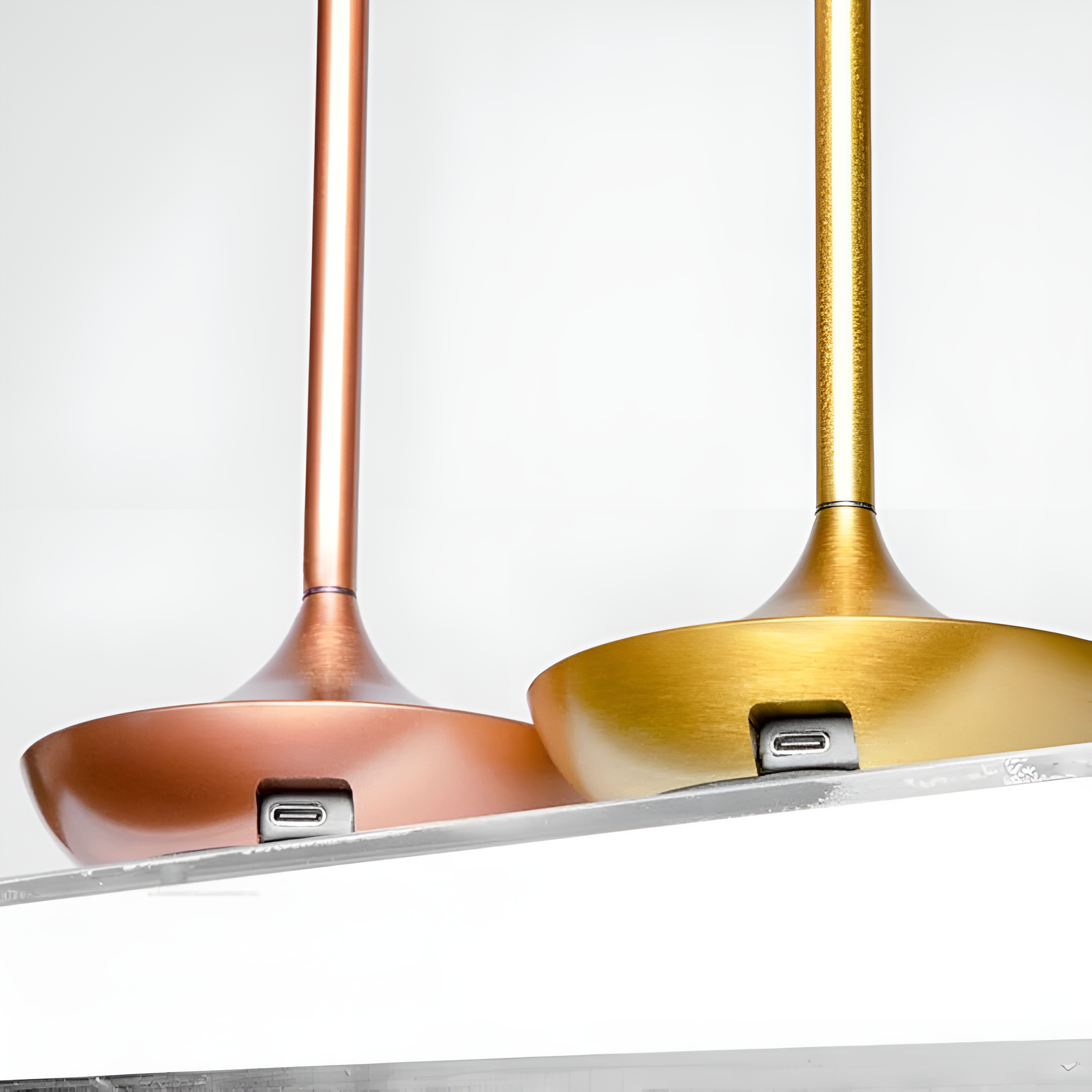 Przenośna Cylindryczna Lampa Stołowa